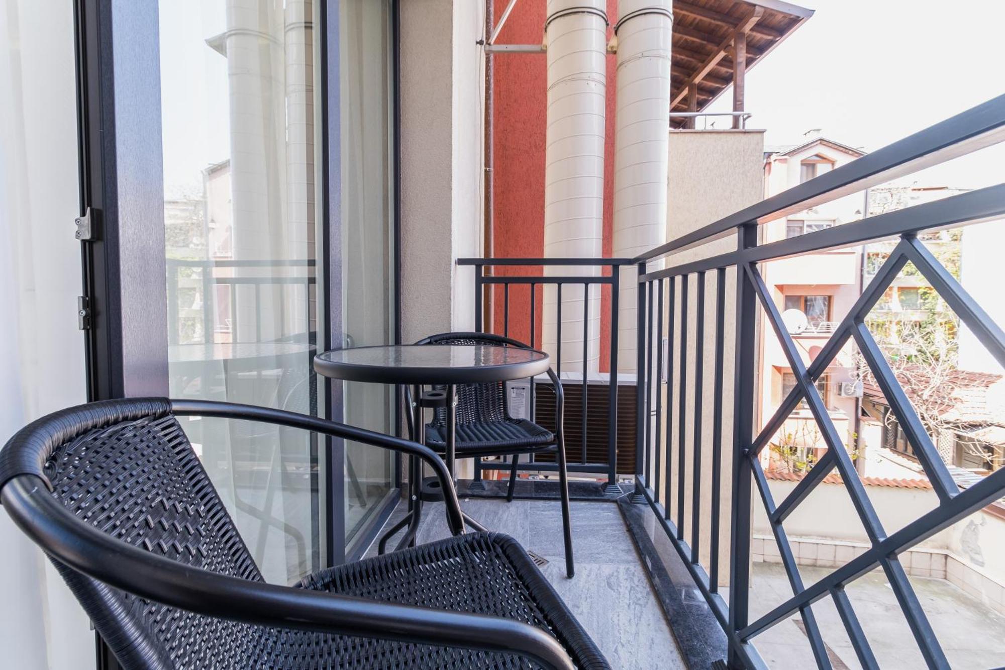 Modern 1-Bedroom Apartments Plovdiv Exterior photo