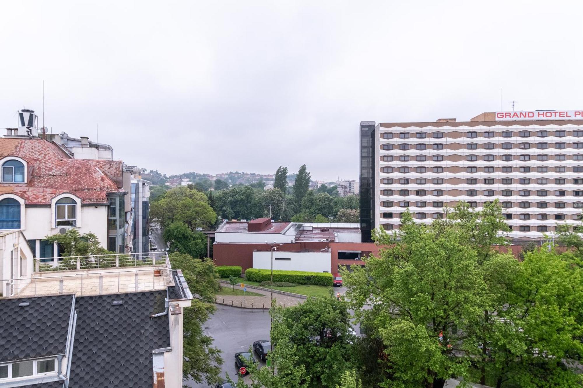 Modern 1-Bedroom Apartments Plovdiv Exterior photo